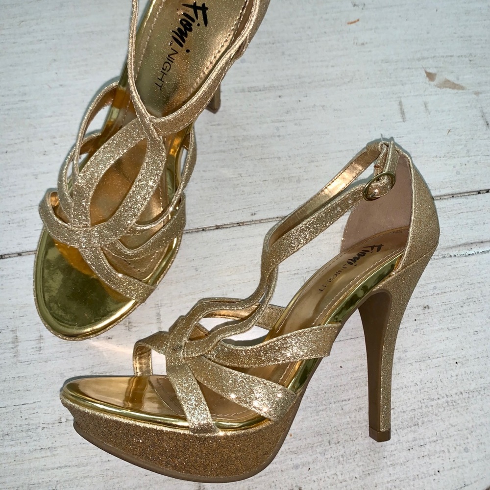 Fioni Night Gold Glitter Heels Worn Once 5 1/2